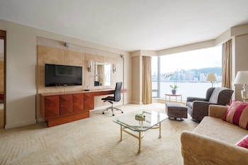 Premier Harbour View Suite King