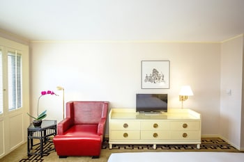 Superior Double Room (With Breakfast)