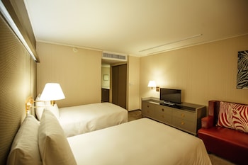 Premier Room (With Breakfast)