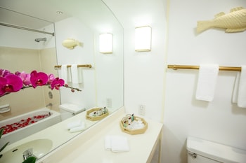 Superior Suite (With Breakfast)