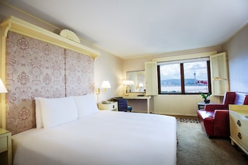 Harbour View Double Room (With Breakfast)