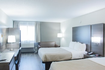 2 Queen Beds, Microwave, Refrigerator, Non Smoking.