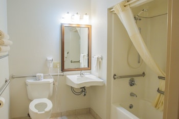 2 Queen Beds, Accessible, Microwave, Refrigerator, Tub, Non Smoking.