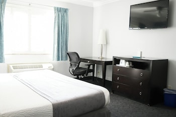 Standard Room, 1 King Bed, Smoking