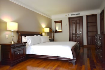 Superior Suite, 2 Queen Beds (2 Bedrooms Queen Bed Suite)