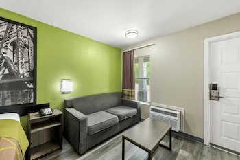 Standard Room, 1 King Bed, Accessible, Non Smoking (Mobility Accessible)
