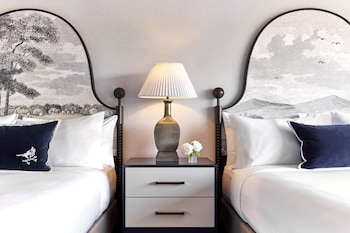 Deluxe Room, 2 Queen Beds