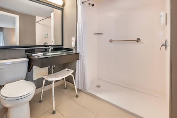 Room, 1 Queen Bed with Sofa bed, Accessible, Non Smoking (Upgrade)