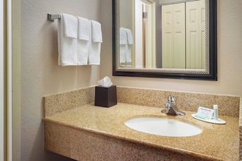 Room, 1 King Bed (Mobility/Hearing Accessible, Tub)