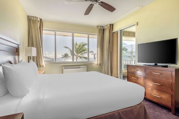 2 BEDROOM OCEAN VW 1 KING 1 QUEEN RI SHWR