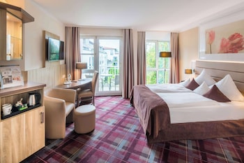 Standard Room, 1 Queen Bed