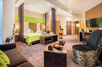 Deluxe Suite, 1 King Bed