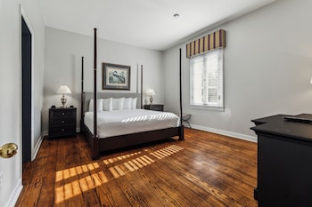Superior Suite, Multiple Beds