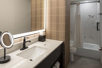 Room, 2 Queen Beds