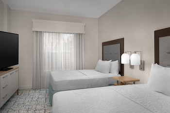 Suite, 2 Bedrooms, Patio