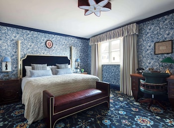 Deluxe Room, 1 King Bed