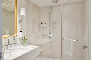 Room, 2 Twin Beds (View)