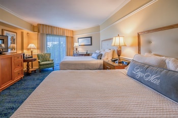 Standard Room, 2 Queen Beds, Balcony
