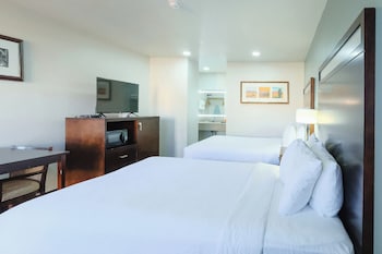 Room, 2 Queen Beds, Non Smoking