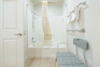 Room, 2 Queen Beds, Accessible, Non Smoking