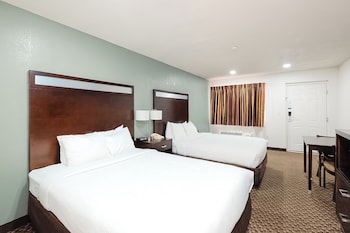 Room, 2 Queen Beds, Non Smoking