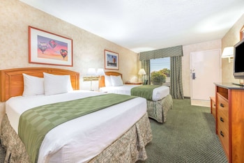 Room, 2 Double Beds, Non Smoking