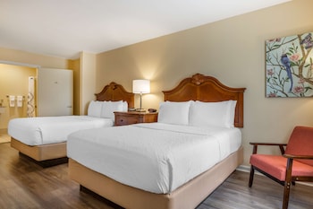 Standard Room, 2 Queen Beds, Accessible, Non Smoking