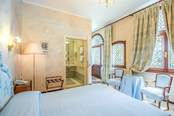 Classic Single Room