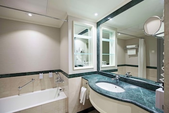 Superior Double Room, 1 King Bed, Bathtub