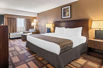 Suite, 1 King Bed, Non Smoking, Refrigerator & Microwave