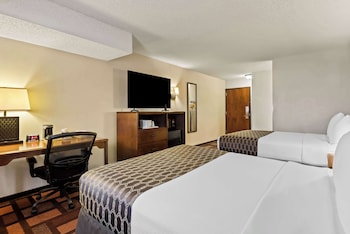 Standard Room, 2 Queen Beds, Non Smoking