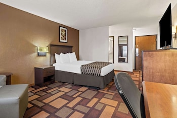 Standard Room, 1 Queen Bed, Non Smoking
