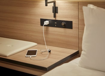 33th-37th Deluxe Twin Room, Non Smoking (Panorama Floor)