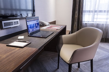 Signature Plus King Room