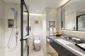 Signature Queen Room