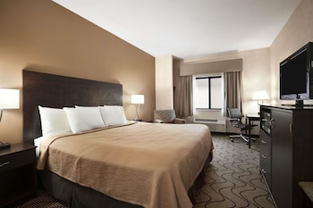 Standard Room, 1 King Bed