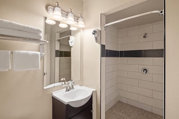 Double Room, 2 Double Beds