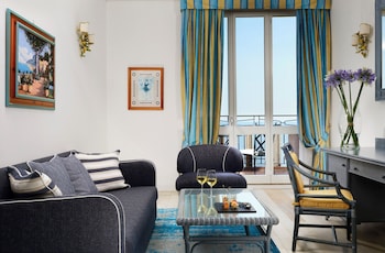 Deluxe Suite, 1 King Bed