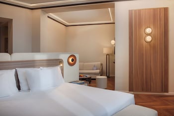 Junior Suite (with View)