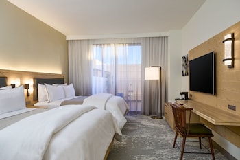 Traditional Room, 2 Queen Beds