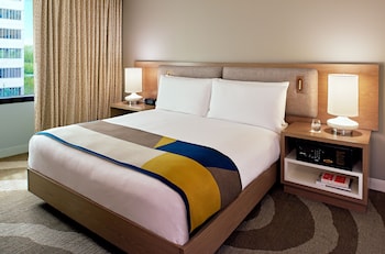 Room, 1 King Bed, Mobility Accessible (City)