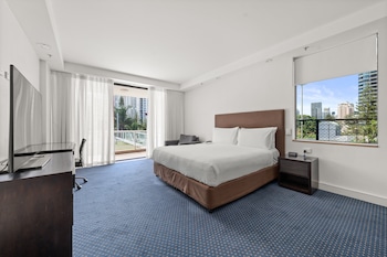 Suite, 1 Bedroom (Low Floor)