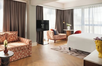 Suite (Heaven)