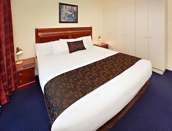 Deluxe Room, 1 King Bed