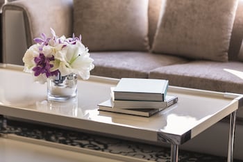 Suite, 1 King Bed