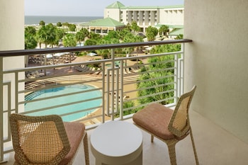 Executive Suite, 1 King Bed with Sofa bed, Balcony, Ocean View
