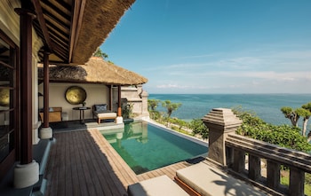 Premier Villa, 1 King Bed (Ocean)