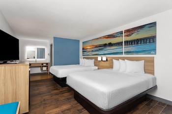 Room, 2 Queen Beds, Non Smoking
