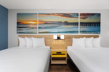 Room, 2 Queen Beds, Non Smoking