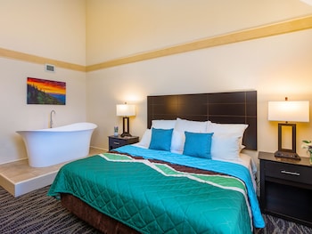 Honeymoon Single Room, 1 King Bed (Celebration Suite)